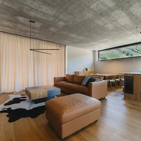 아파트 Laresidencia