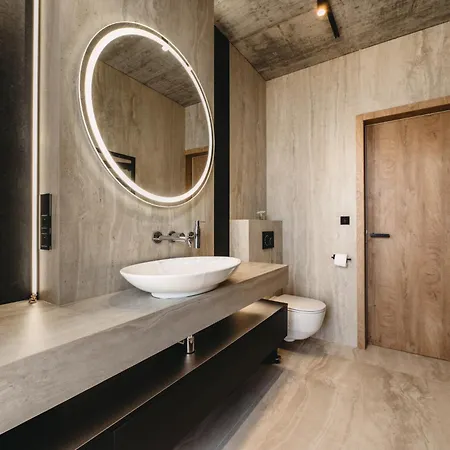 Laresidencia * Konská